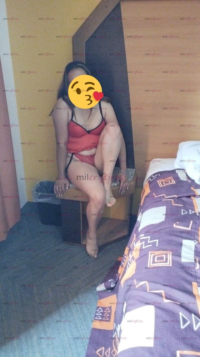FOTOS DE NADIA CHICA SEXI Y COMPLACIENTE DISPUESTA A COMPLACERTE EN TODO