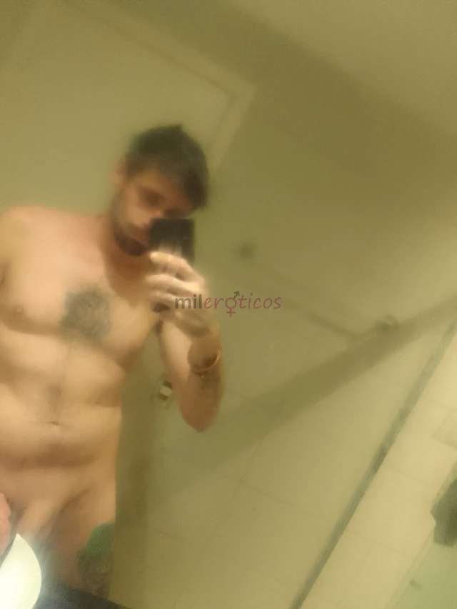 Pdazer meu nome e lucas luz xxlsou um paulistano tranquilo as vezes meio timido mas sempre safado e louco por uma putaria rs nao sou muito bom em fala...
