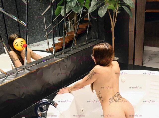 FOTOS DE HOLA CORAZÓN SOY MAYA LA CHAPARRITA DE TUS FANTASÍAS MÁRCAME NORMAL