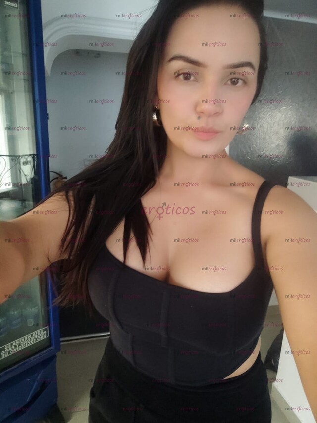 FOTOS DE COMPLACIENTE, ARDIENTE Y MUY SENSUAL CHICA NUEVA