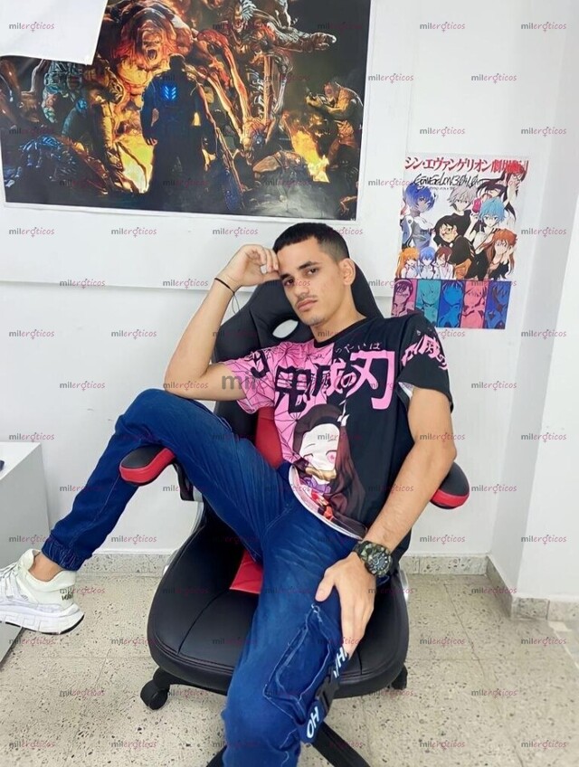 FOTOS DE HAZ CLICK AQUÍ SOY UN CHICO BIEN CALIENTE Y CACHONDO