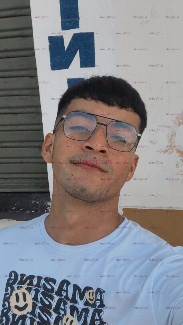 FOTOS DE HOLA SOY CAMILO ,TENGO 23 AÑOS Y ME GUSTA SALIR A PASARLA RICO
