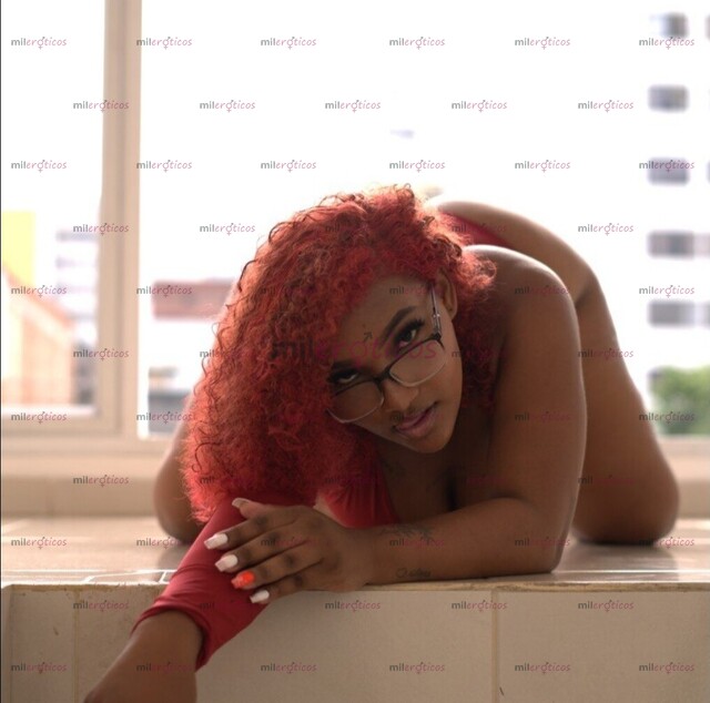 FOTOS DE DELICIOSA MORENA LACTANTE & EMBARAZADA CON BUENA LECHE PARA TI