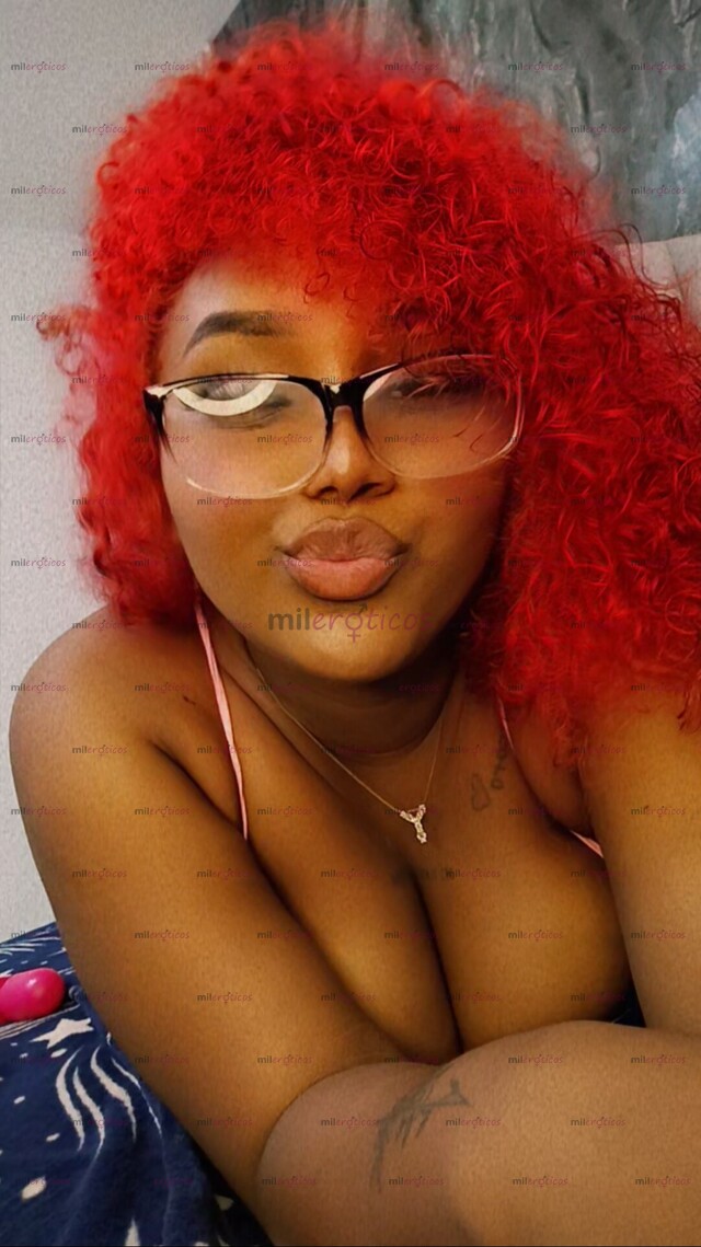 FOTOS DE DELICIOSA MORENA LACTANTE & EMBARAZADA CON BUENA LECHE PARA TI