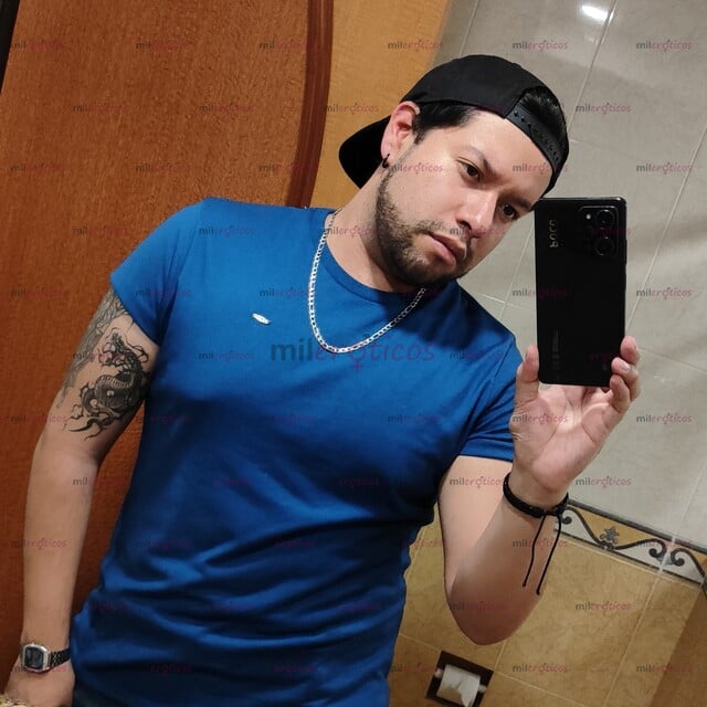 FOTOS DE UNIVERSITARIO ACTIVO CALIENTE Y MUY MORBOSO DISPONIBLE