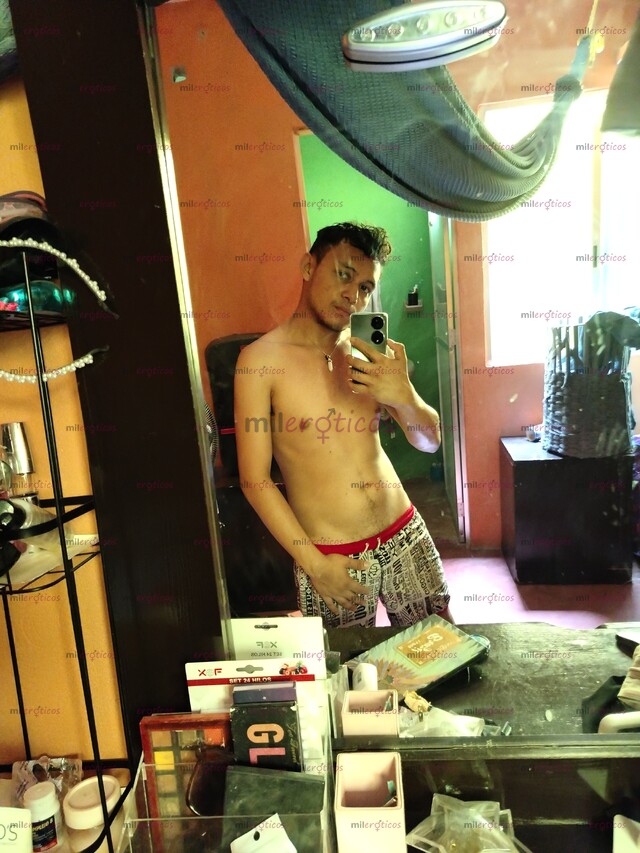 FOTOS DE EL DIABLITO DE TUS FANTASÍAS CHICO 23 AÑOS