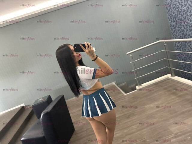 FOTOS DE DELGADITA NENITA DE 18 AÑOS ..NALGONCITA ....DE BONITA CARA ...MUY ENCANTADOR