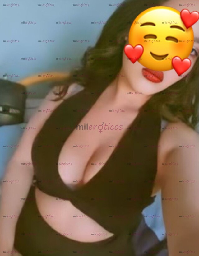 FOTOS DE HERMOSA CHAPARRITA DELGADITA, NALGAS SÚPER FIRMES Y NATURALES