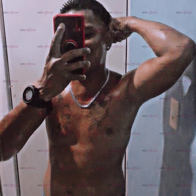 FOTOS DE HOLA SOY FERNANDO ACITVO VERGON 23 CM MUY DURA Y LECHERA