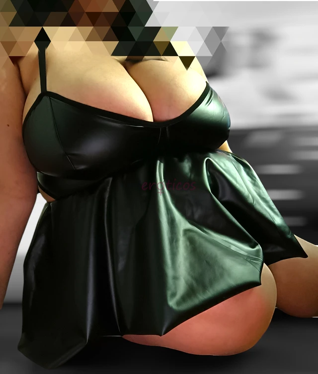 Hola bebe soy roxx una mujer hermosa y atractiva tengo unos tetas grandes super lindos y naturales que te volveran locosoy 100 natural y te garantizo...