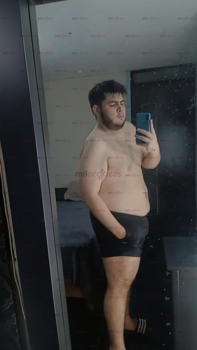 FOTOS DE CHICO BISEXUAL EN BUSCA DE NUEVAS EXPERIENCIAS, NUEVO EN EL AMBIENTE.