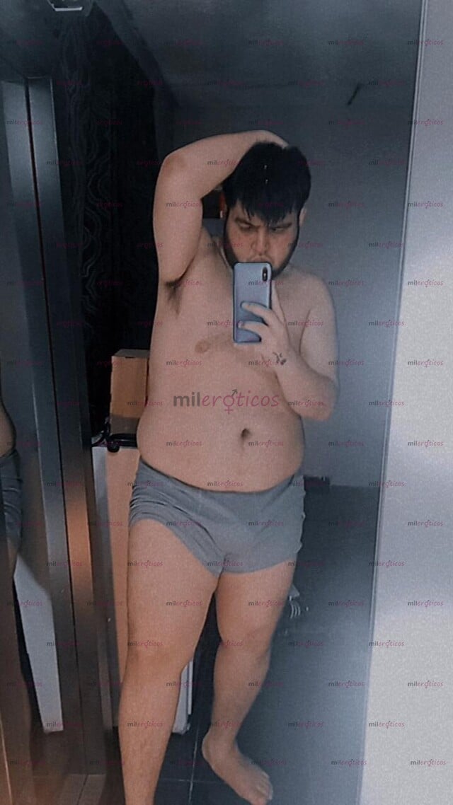 FOTOS DE CHICO BISEXUAL EN BUSCA DE NUEVAS EXPERIENCIAS, NUEVO EN EL AMBIENTE.