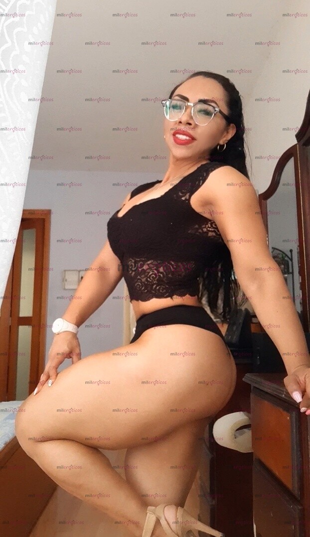 FOTOS DE NINFÓMANA ARDIENTE EN LA CAMA HAZME TUYA BEBE