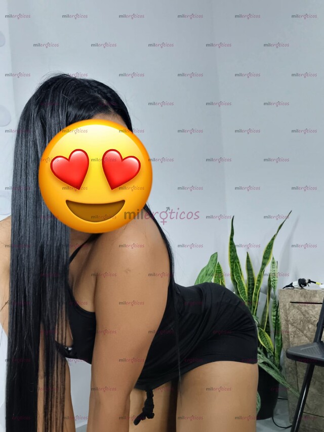 FOTOS DE HOLA MIS AMORES MI NOMBRE ES ÁLEXA UNA HERMOSA MORENITA CON UN LINDO TRASERO NA.