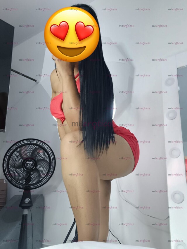 FOTOS DE MAMASOTA ARDIENTE LINDA CHICA , CON LINDOS ATRIBUTOS .