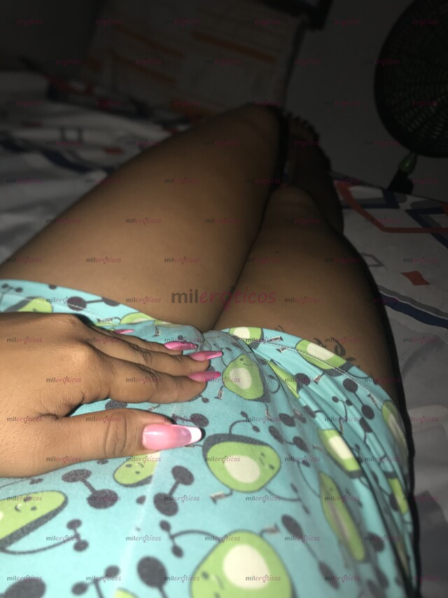 FOTOS DE UNA PIEL MORENA, SUAVECITA Y MUY ARRECHA ES TODO LO QUE NECESITAS PARA RELAJARTE