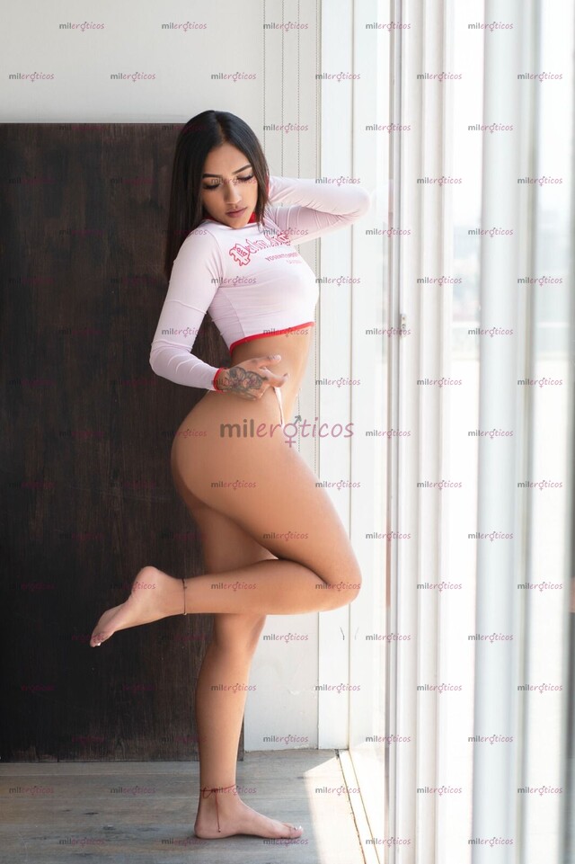 FOTOS DE CHICA APIÑONADA EN BUSCA DE CARICIAS DE PLACER Y ORGASMOS