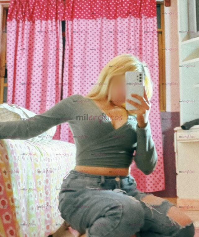 FOTOS DE VANESSA !!! TODA UNA DIOSA EN LA CAMA DISPUESTA A TODO