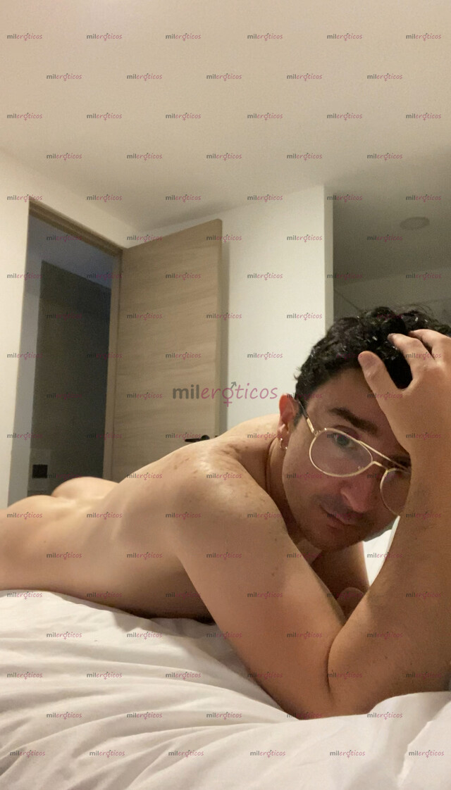 FOTOS DE PEQUEÑO, BLANCO Y DELGADO NO CUENTO CON SITIO DISPONIBLE.