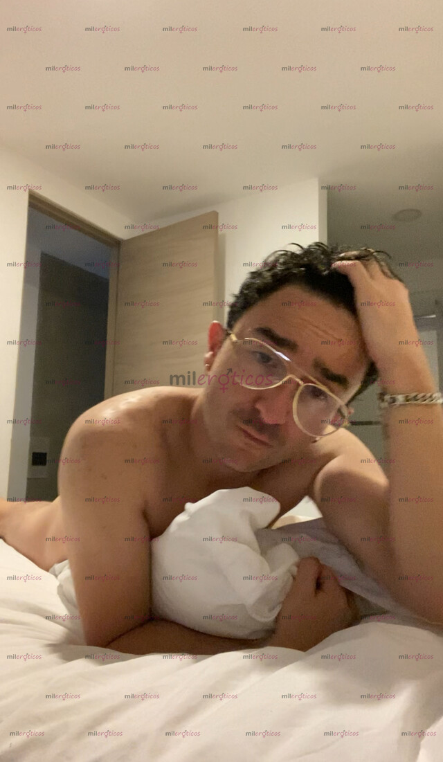 FOTOS DE PEQUEÑO, BLANCO Y DELGADO NO CUENTO CON SITIO DISPONIBLE.