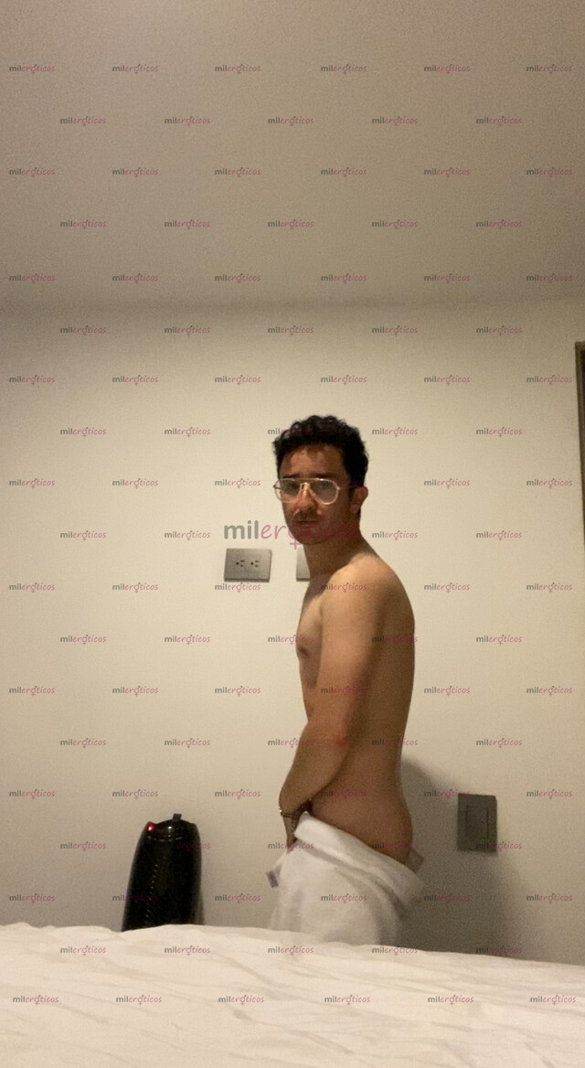 FOTOS DE PEQUEÑO, BLANCO Y DELGADO NO CUENTO CON SITIO DISPONIBLE.