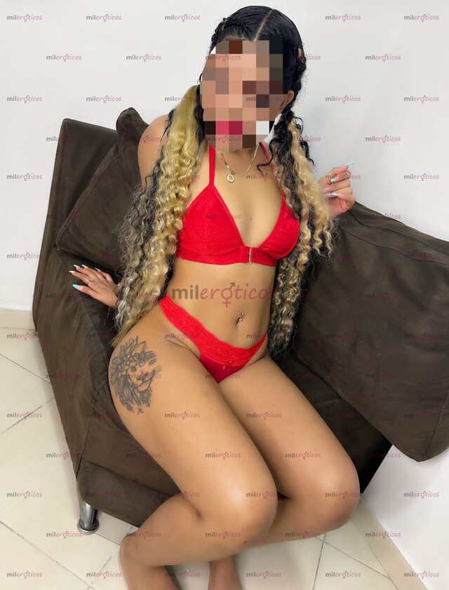 FOTOS DE CAROLINA LINDA JOVEN SUPER COMPLACIENTE EN TODO Y CARISMÁTICA .