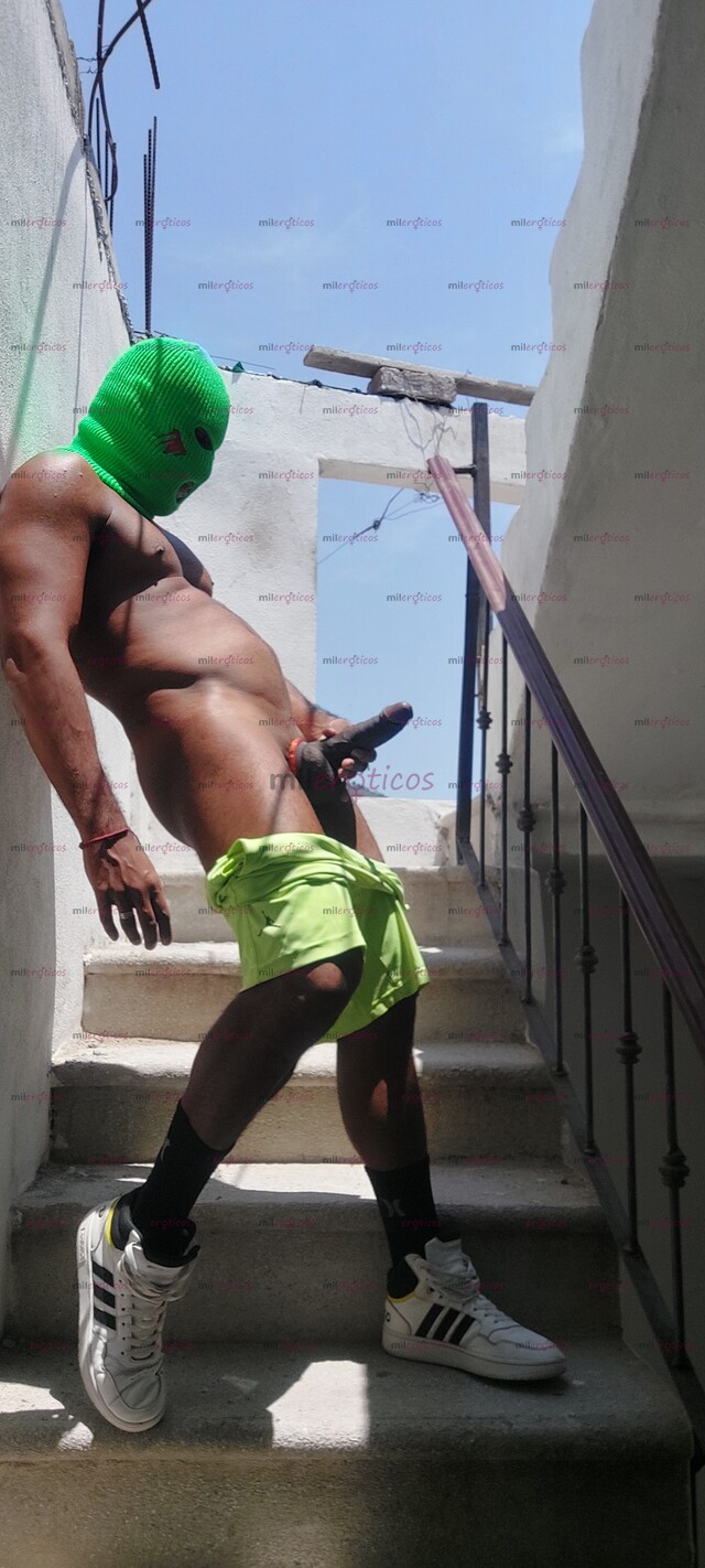 FOTOS DE MASAJES EROTICOS AL DESNUDO SOLO HOMBRES SOLVENTES
