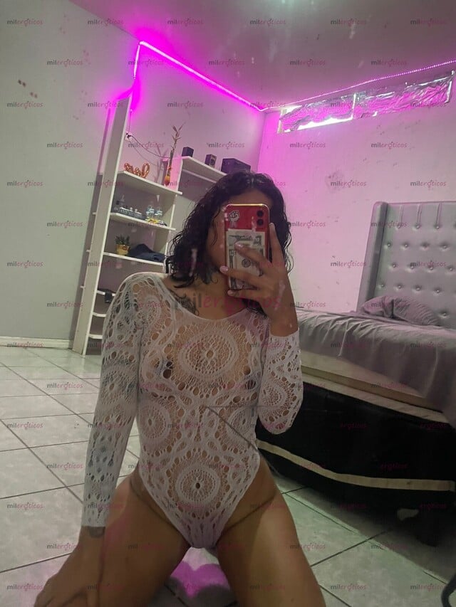 FOTOS DE ARDIENTE Y SENSUAL PERLA UNA LO ERÉNDIRA DELICIOSA PIEL CANELA ARDIENTE LLÁMAME