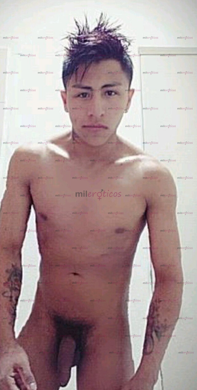 FOTOS DE JOVEN , MORENO DE BUENA VERGA COMPLACIENTE