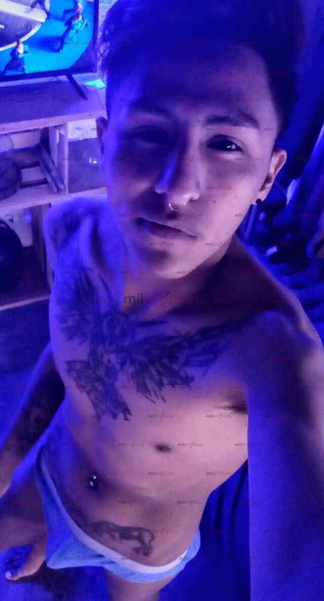 FOTOS DE JOVEN , MORENO DE BUENA VERGA COMPLACIENTE