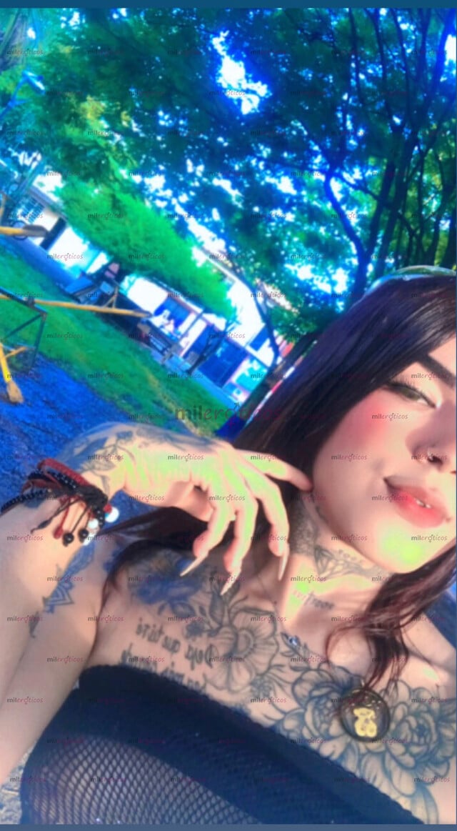 FOTOS DE EXÓTICA CHICA ARDIENTE FEMENINA LLENA DE PLACER SENOS NATURALES EN HORMONAS NUEV