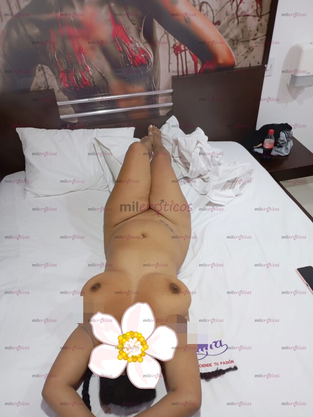 FOTOS DE MORENA TETONA SABROSA CON RICA CHUPADERA