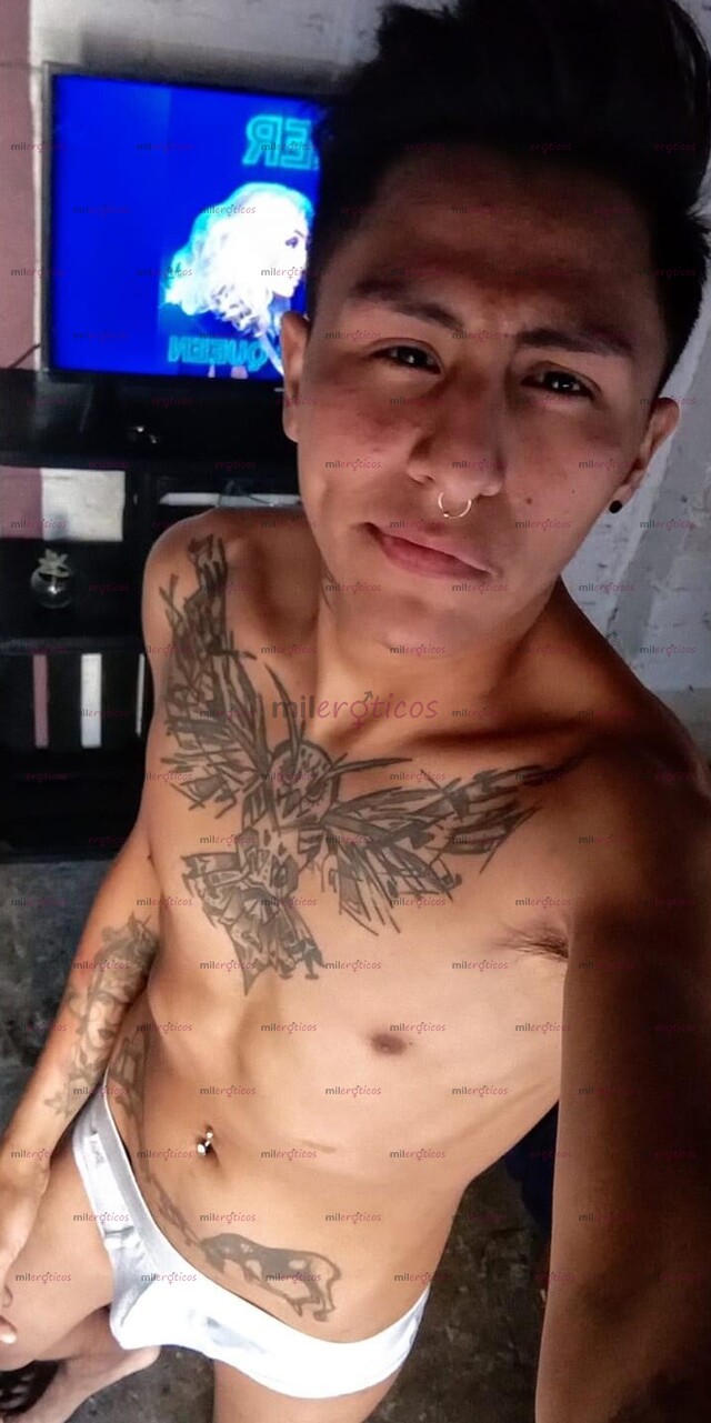 FOTOS DE MORENO CALIENTE Y DE BUENA ARMA , COMPLACIENTE Y AGUANTADOR