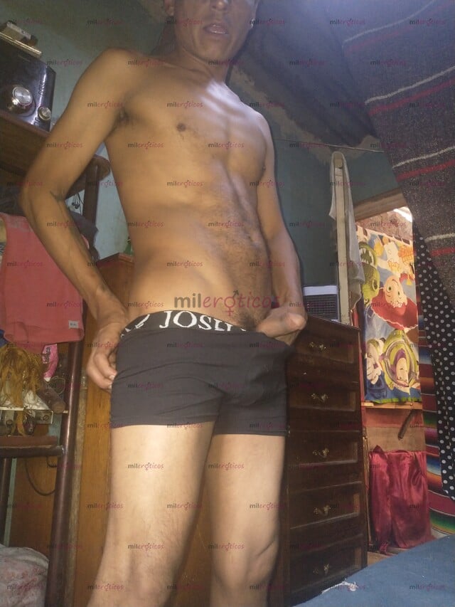 FOTOS DE CHICO GAY AMABLE COMPLACIENTE Y MUY CALIENTE CUMPLE TUS FANTASIAS