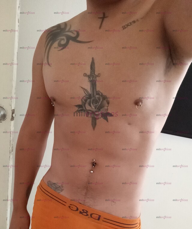 FOTOS DE HOLA, SI BUSCAS ALGO DISCRETO, UN BUEN SEXO, ESCRIBEME SOY MUY CALIENTE