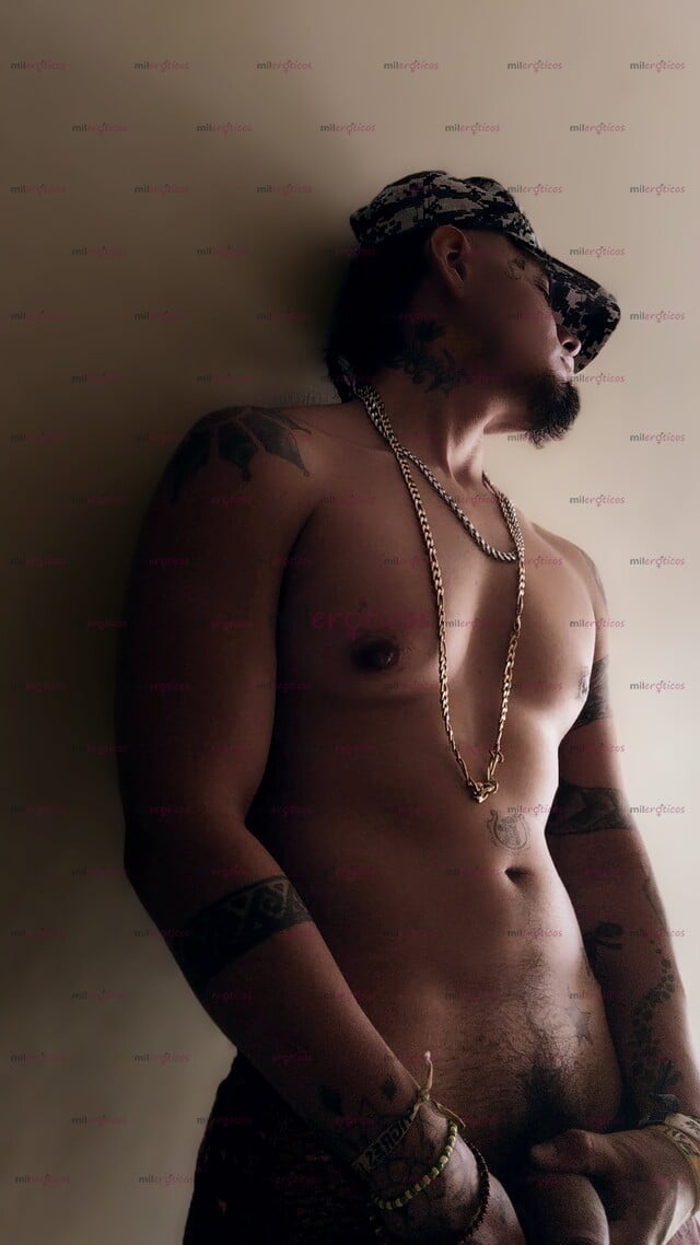 FOTOS DE CHACAL CON FINTA DE MALANDRO, TRAIGO EL FIERRO BIEN DURO PA CLAVARTELO