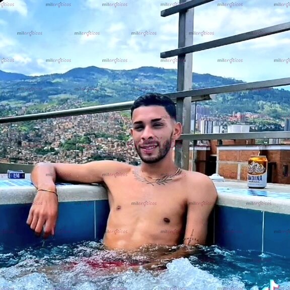 FOTOS DE VERSÁTIL VERGON 20CM COMPLCIENTE , ARRECHO CON SITIO DISPONIBLE , 20 CM LECHERO