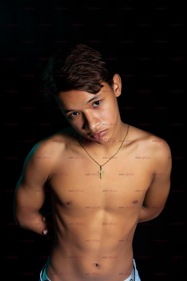 FOTOS DE MARTIN VERSATIL VERGON 19 AÑO POLLO DISPONIBLE A TODOS TUS DESEOS