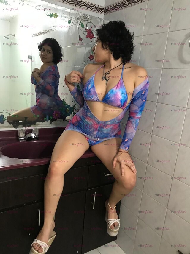 FOTOS DE ANA, TRISERVICIOS, CON GANAS DE MAMARTELO SIN CONDON