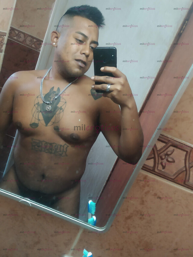 FOTOS DE JOVEN MORENO ACTIVO DE 18 CM DE VERGA PARA TU