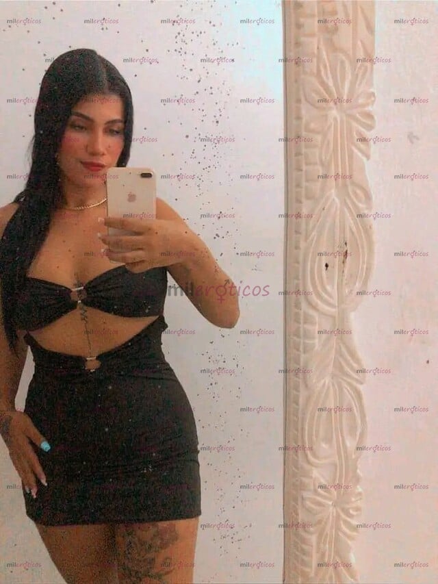 FOTOS DE TU BLANQUITA SEXY Y CULONA DE CULO NATURAL DISPUESTA A COMPLACERTE LAS 24 HORAS