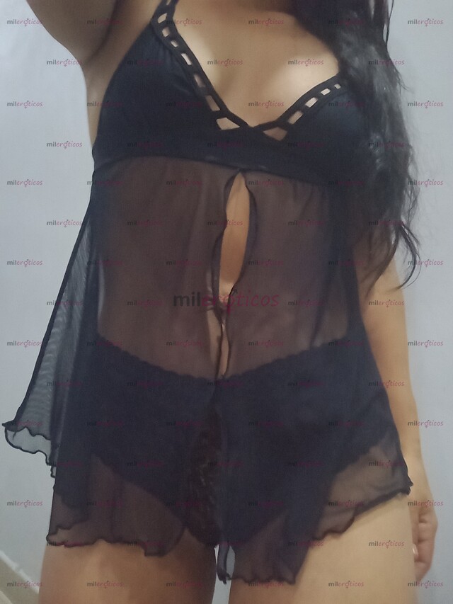 FOTOS DE SOFIA ARRECHA, NINFÓMANA DISPUESTA A COMPLACERTE Y DARTE EL MEJOR SEXO