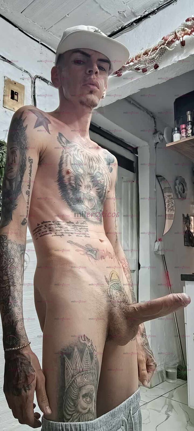 FOTOS DE VERGON SERIO FLACO VENDO CONTENIDO Y VIDEO LLAMADAS