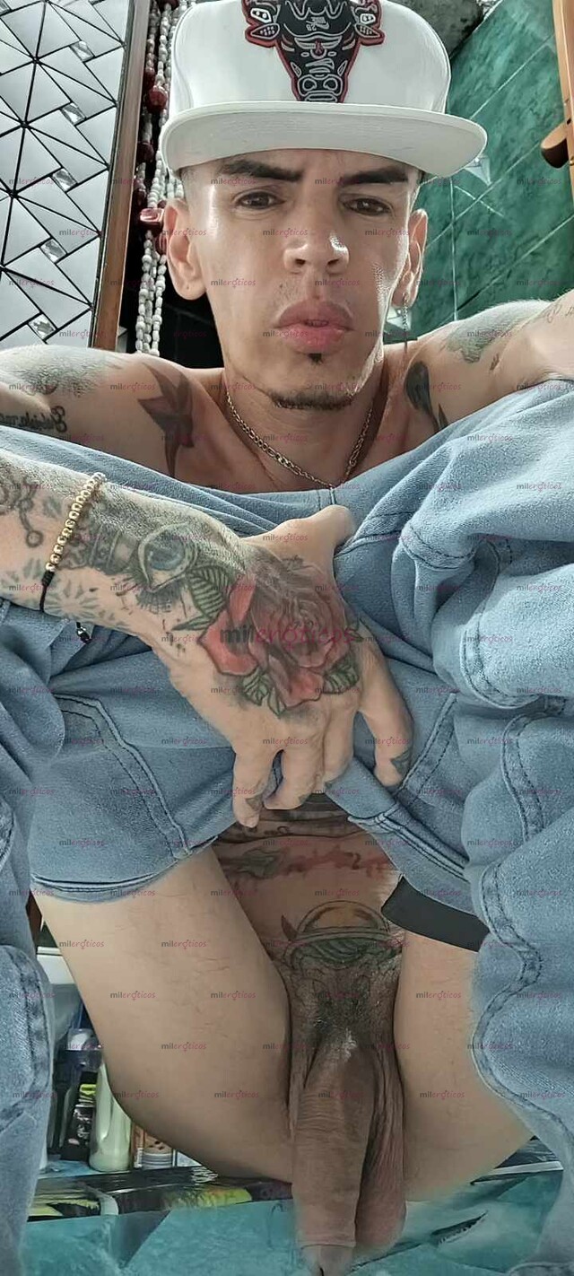 FOTOS DE VERGON SERIO FLACO VENDO CONTENIDO Y VIDEO LLAMADAS