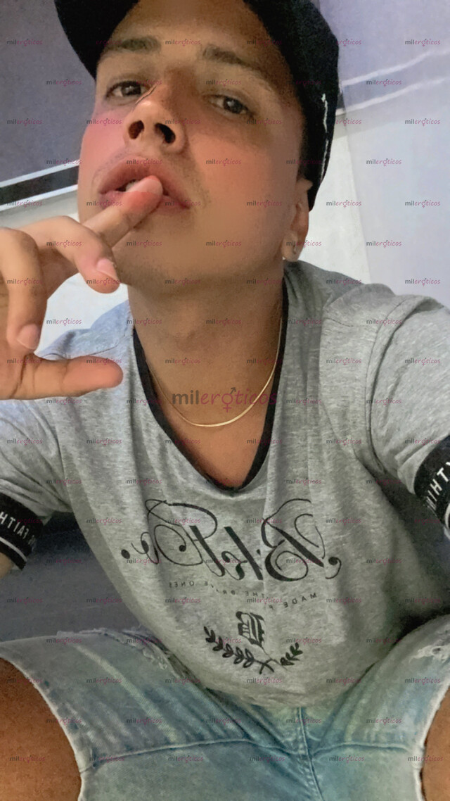 FOTOS DE POLLO RESERVADO VERSÁTIL ARRECHITO Y MUY MORBOSO