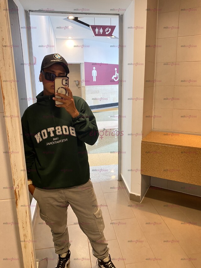 FOTOS DE POLLO RESERVADO VERSÁTIL ARRECHITO Y MUY MORBOSO