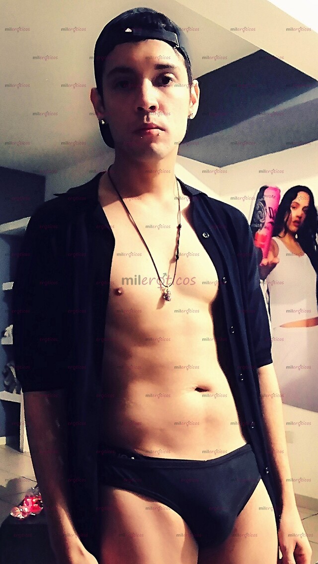 FOTOS DE CARLOS JOVEN INTER CARISMÁTICO MASAJISTA ESCORT CON LUGAR Y DISPONIBILIDAD.