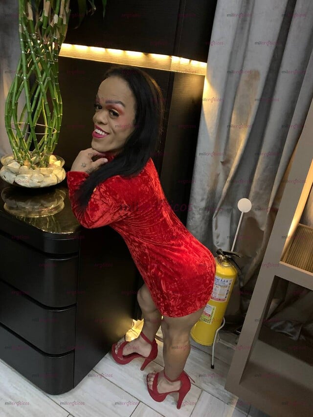 FOTOS DE LA PRIMERA ENANA TRAVESTI BAJITA EN TODO COLOMBIA