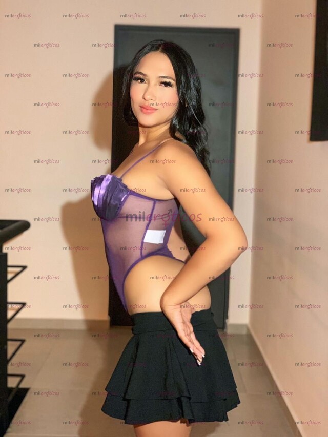 FOTOS DE PROMOCIÓN TODA LA NOCHE $10 000 TODO BIEN RICO HAZME LO QUE QUIERAS