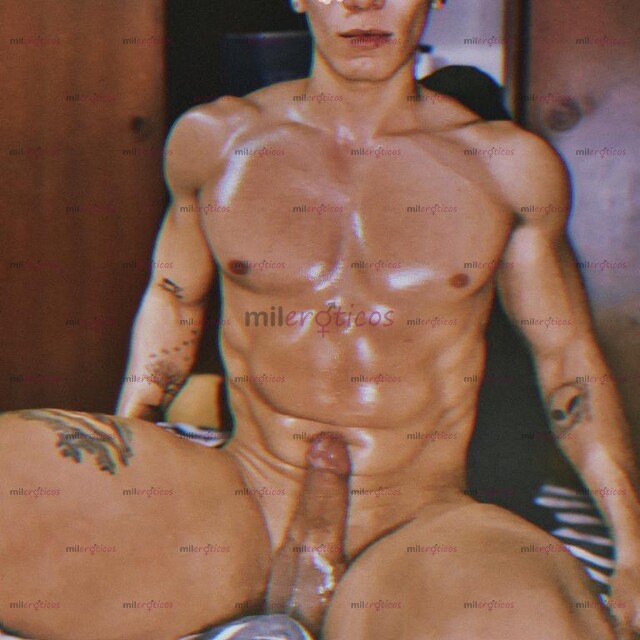 FOTOS DE TOMAS COMPLACIENTE, SEXY, EDUCADO Y ATLÉTICO